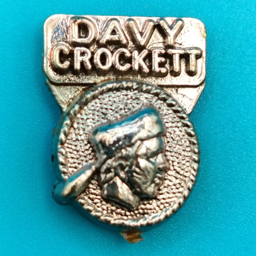 Davy Crockett Bust Face Head Pin Vintage Chrome Plastic Alamo Texas Souvenir